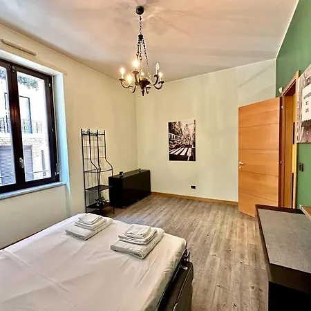 Near Porta Susa Amazing Loft Turin